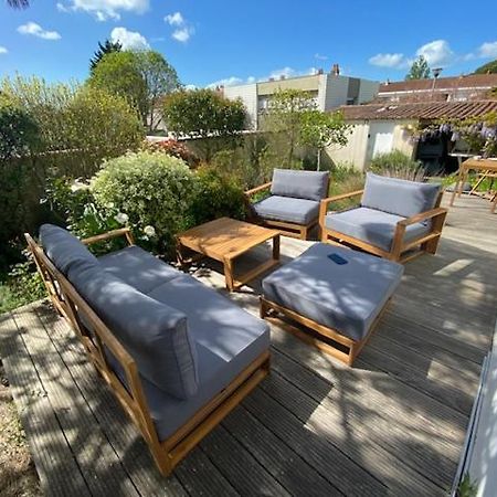 Maison Centre Ville Avec Jardin , Terrasse, Et Garage Velos La Rochelle  Luaran gambar